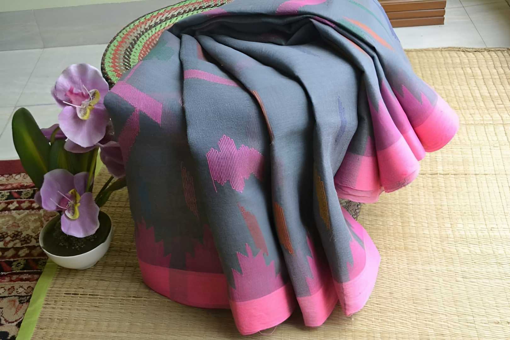 Monipuri,Saree